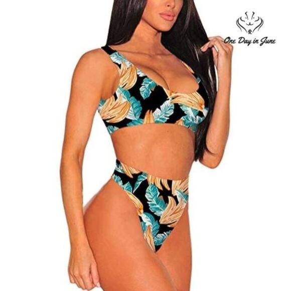 Pink Queen Crop Top High Waist Bikini Swimsuit Size M - Picture 2 of 4